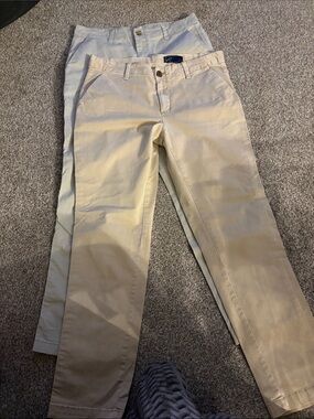 Gap Classic Beige Khaki Pants - Pair